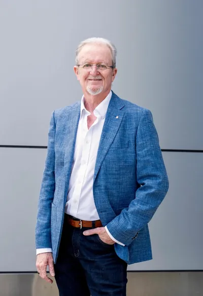 Peter White AM